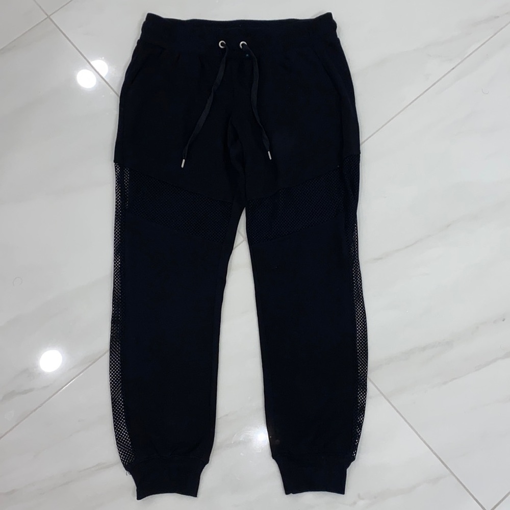 Garage Soft Mesh sweatpants - Medium